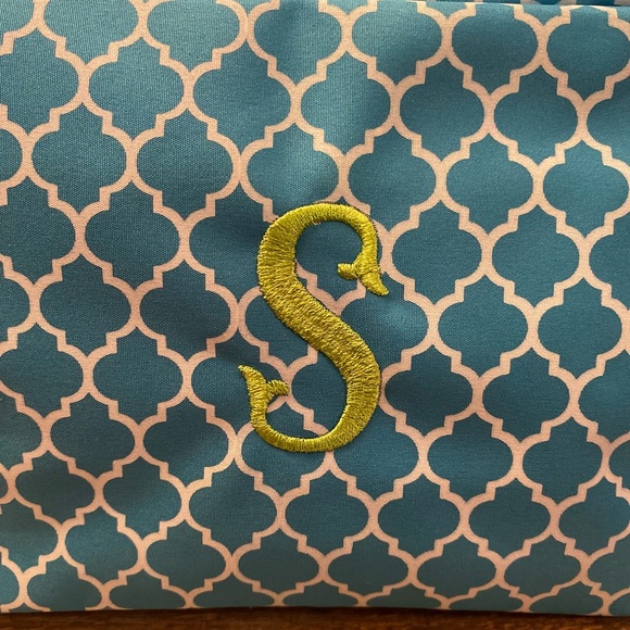 Monogram "S" Cosmetic Bags Set of 2, Blue & Green "S" Cosmetic Bags, Makeup Bags - Picture 5 of 16